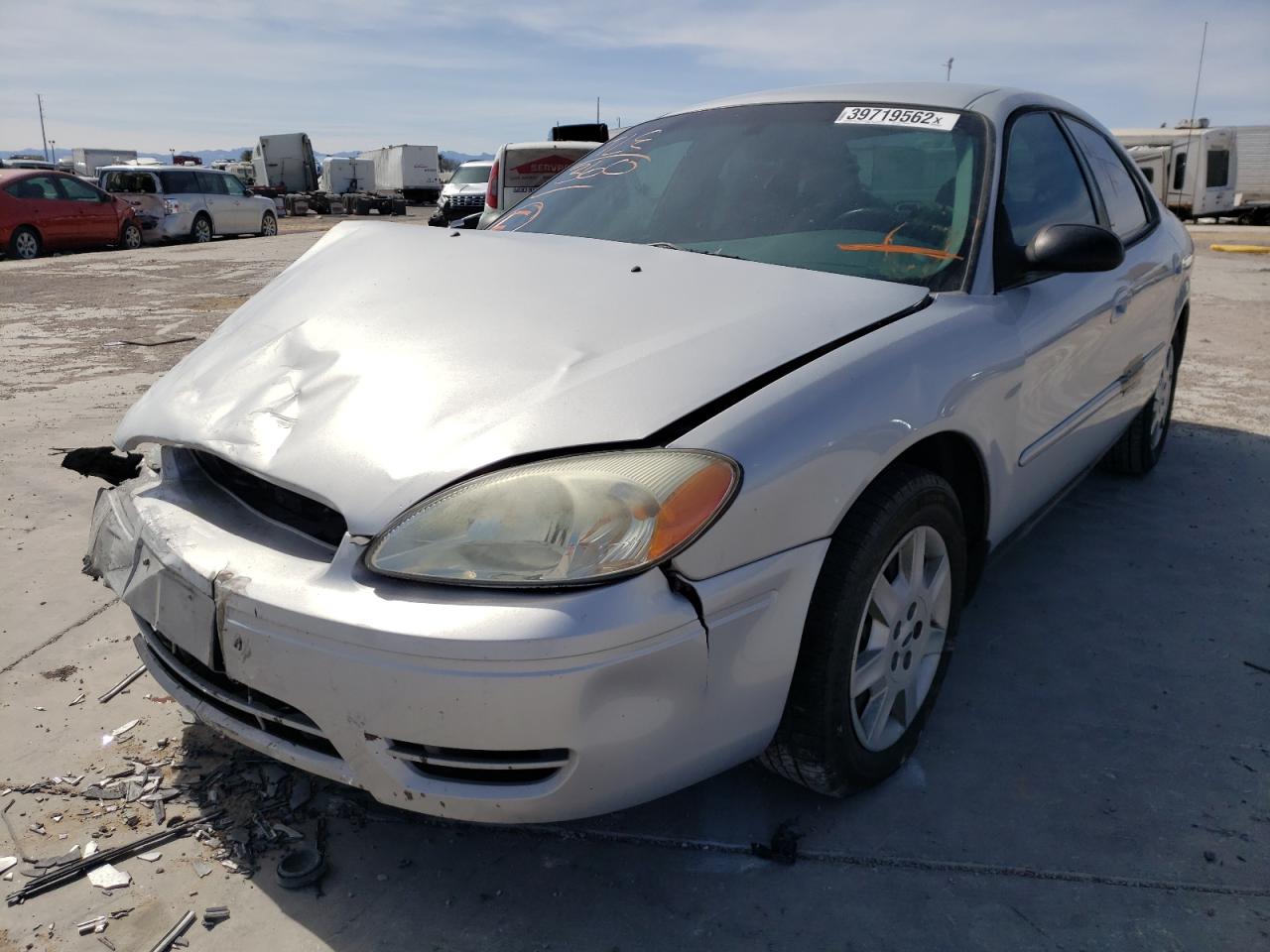 Photo 2 from auction – 2006 FORD TAURUS SE with VIN 1FAFP53U26A250334