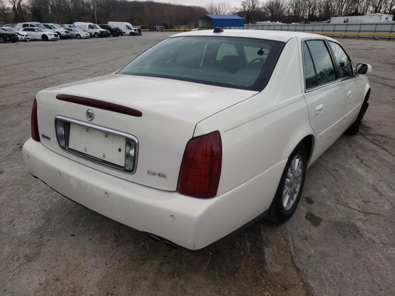 Photo 4 from auction – 2004 CADILLAC DEVILLE DH with VIN 1G6KE57Y54U216172