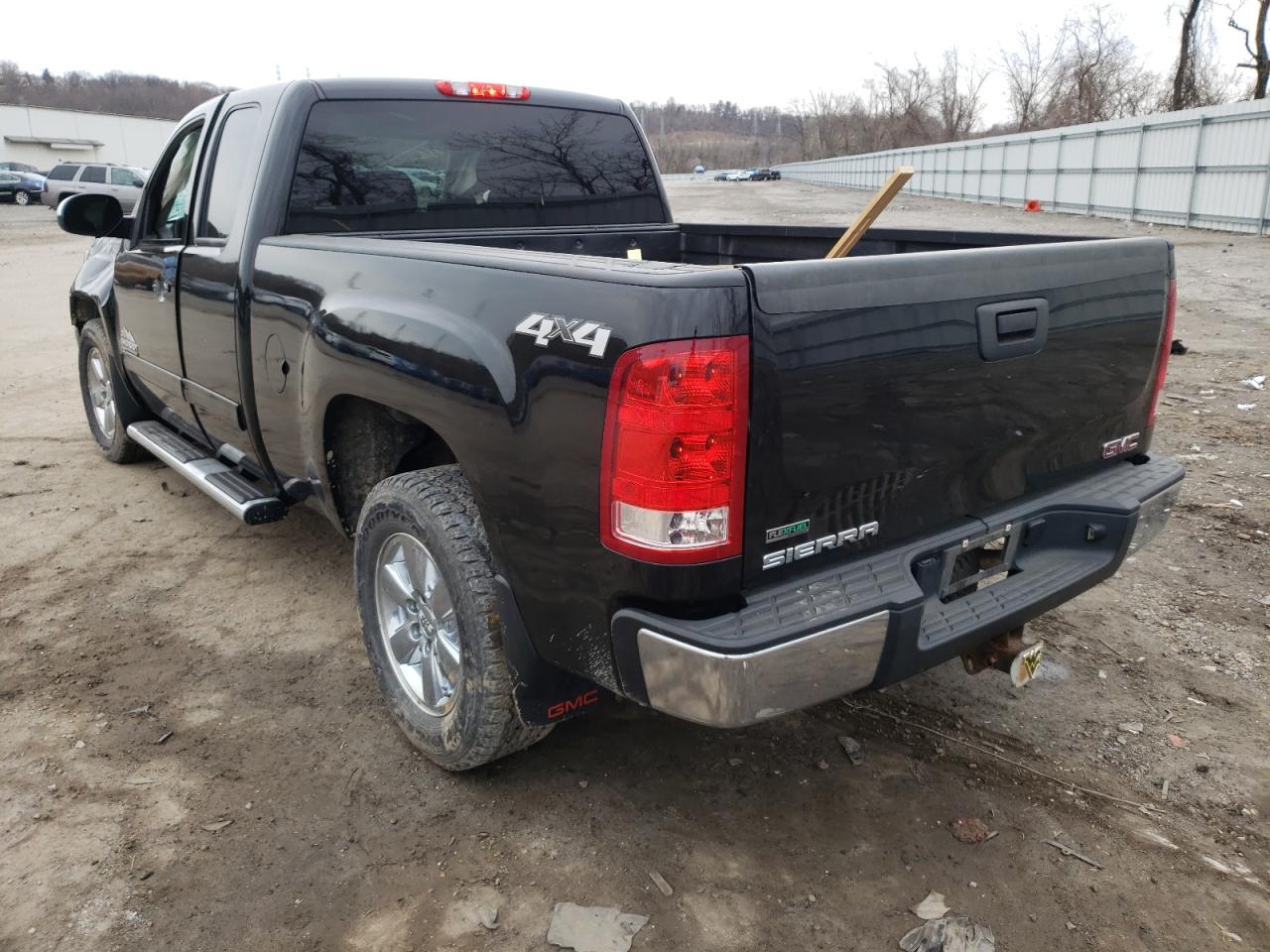 Photo 3 from auction – 2012 GMC SIERRA K15 with VIN 1GTR2UEAXCZ247942