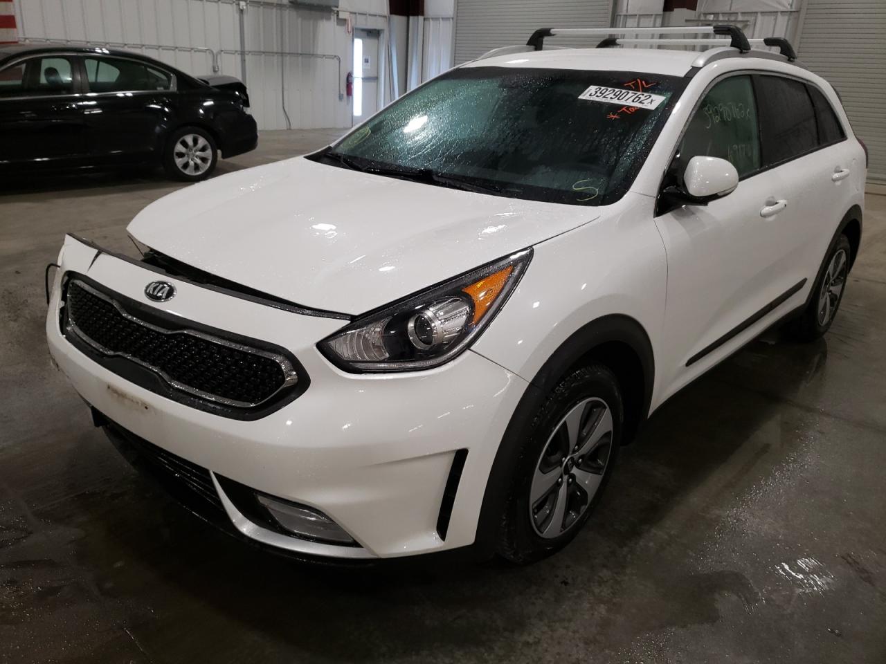 Photo 2 from auction – 2017 KIA NIRO EX with VIN KNDCC3LC7H5050839