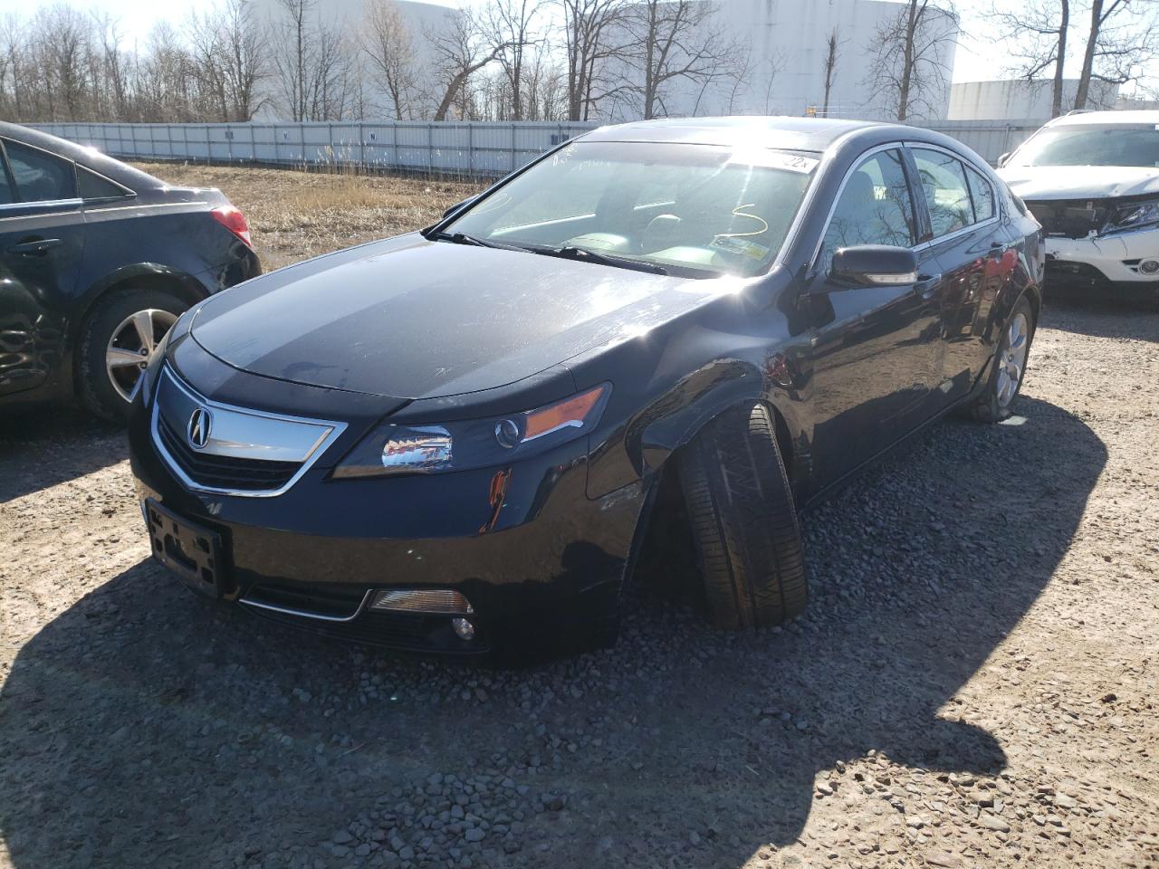Photo 2 from auction – 2013 ACURA TL TECH with VIN 19UUA8F5XDA800225