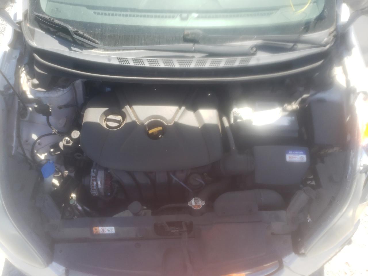 Photo 7 from auction – 2012 HYUNDAI ELANTRA GL with VIN KMHDH4AEXCU459136