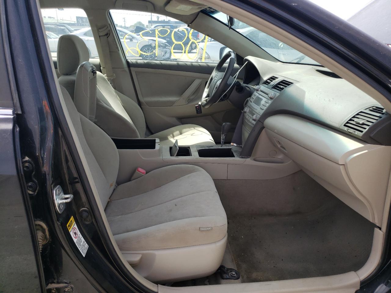 Photo 5 from auction – 2011 TOYOTA CAMRY HYBR with VIN 4T1BB3EK2BU143392