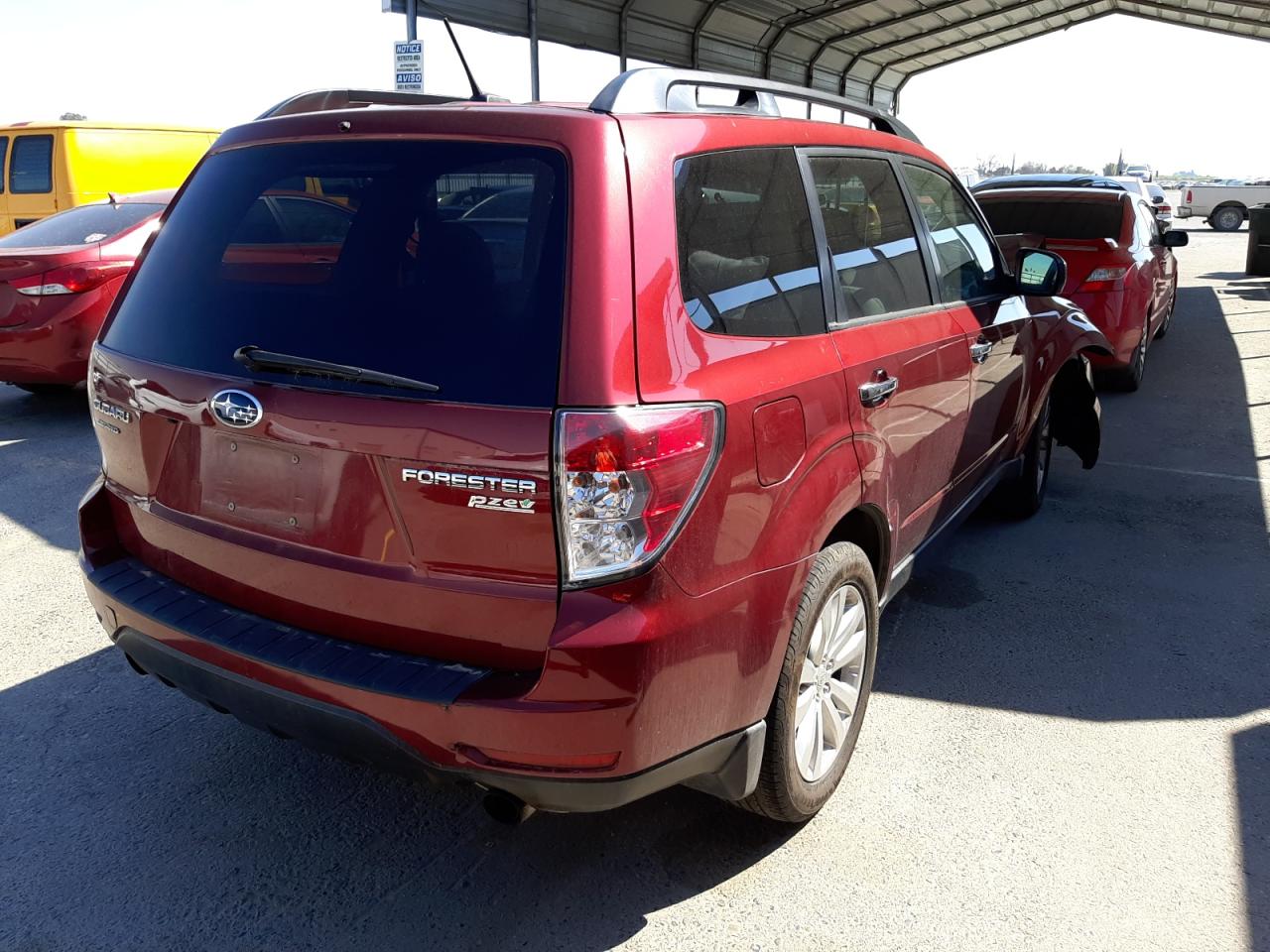 Photo 4 from auction – 2012 SUBARU FORESTER L with VIN JF2SHAEC8CH457009