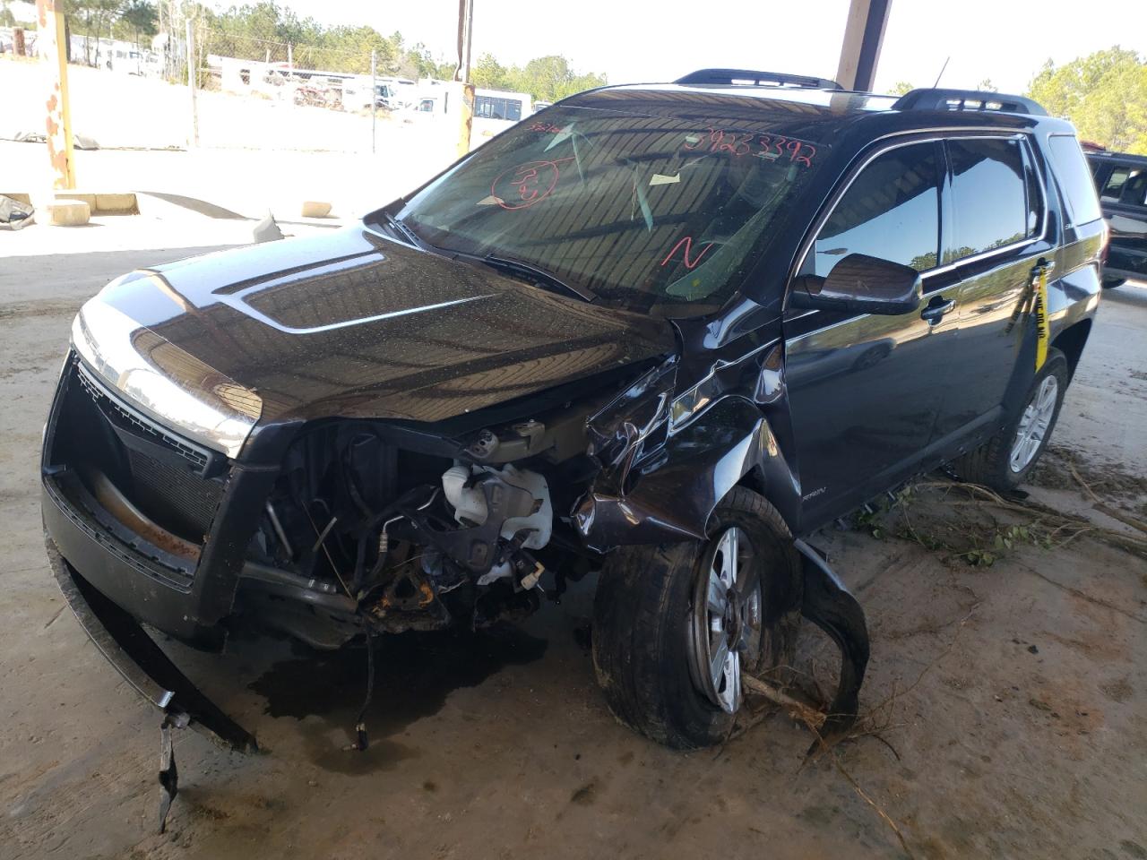 Photo 2 from auction – 2014 GMC TERRAIN SL with VIN 2GKFLWE35E6195636