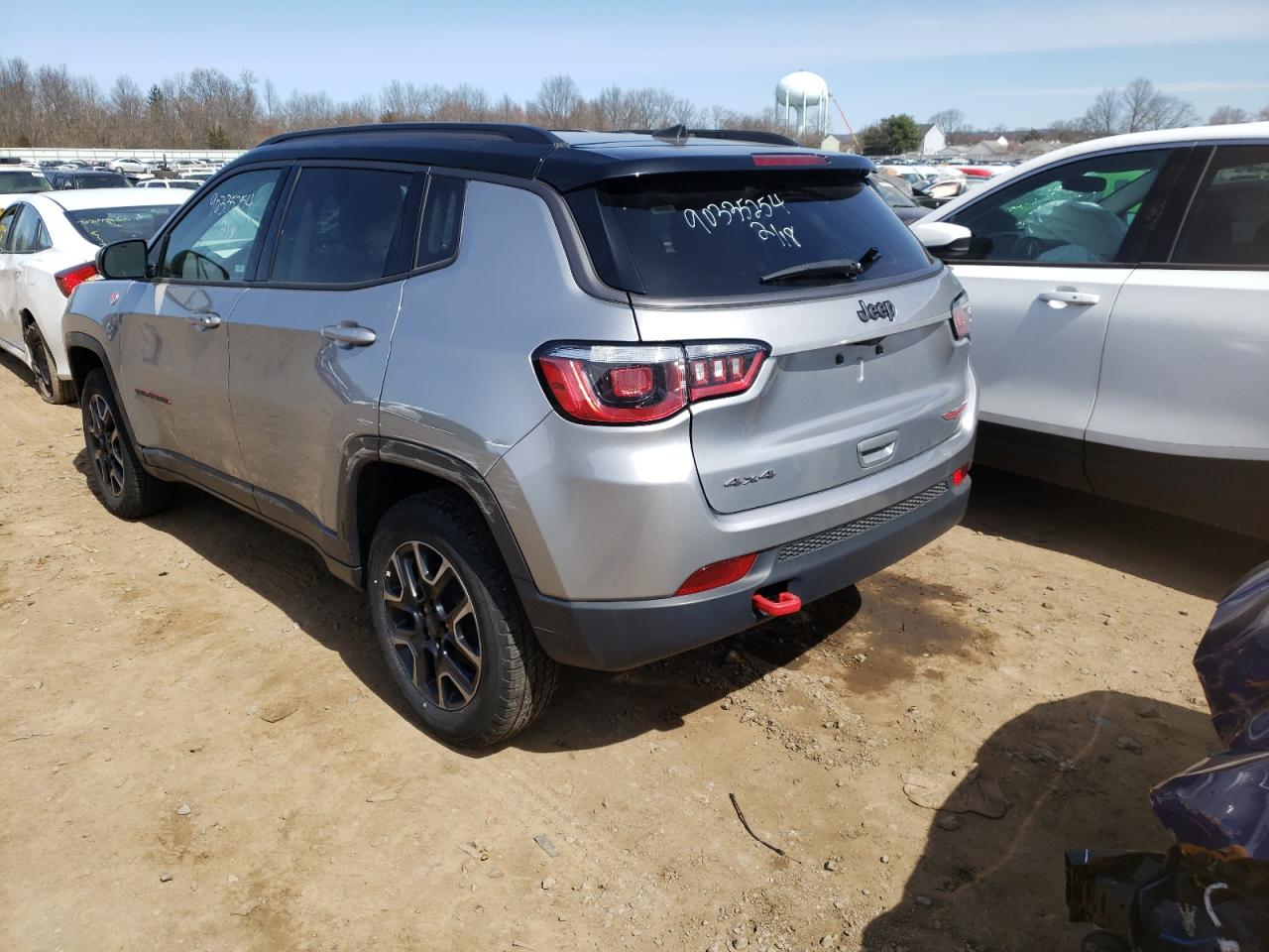 Photo 3 from auction – 2019 JEEP COMPASS TR with VIN 3C4NJDDB0KT671602