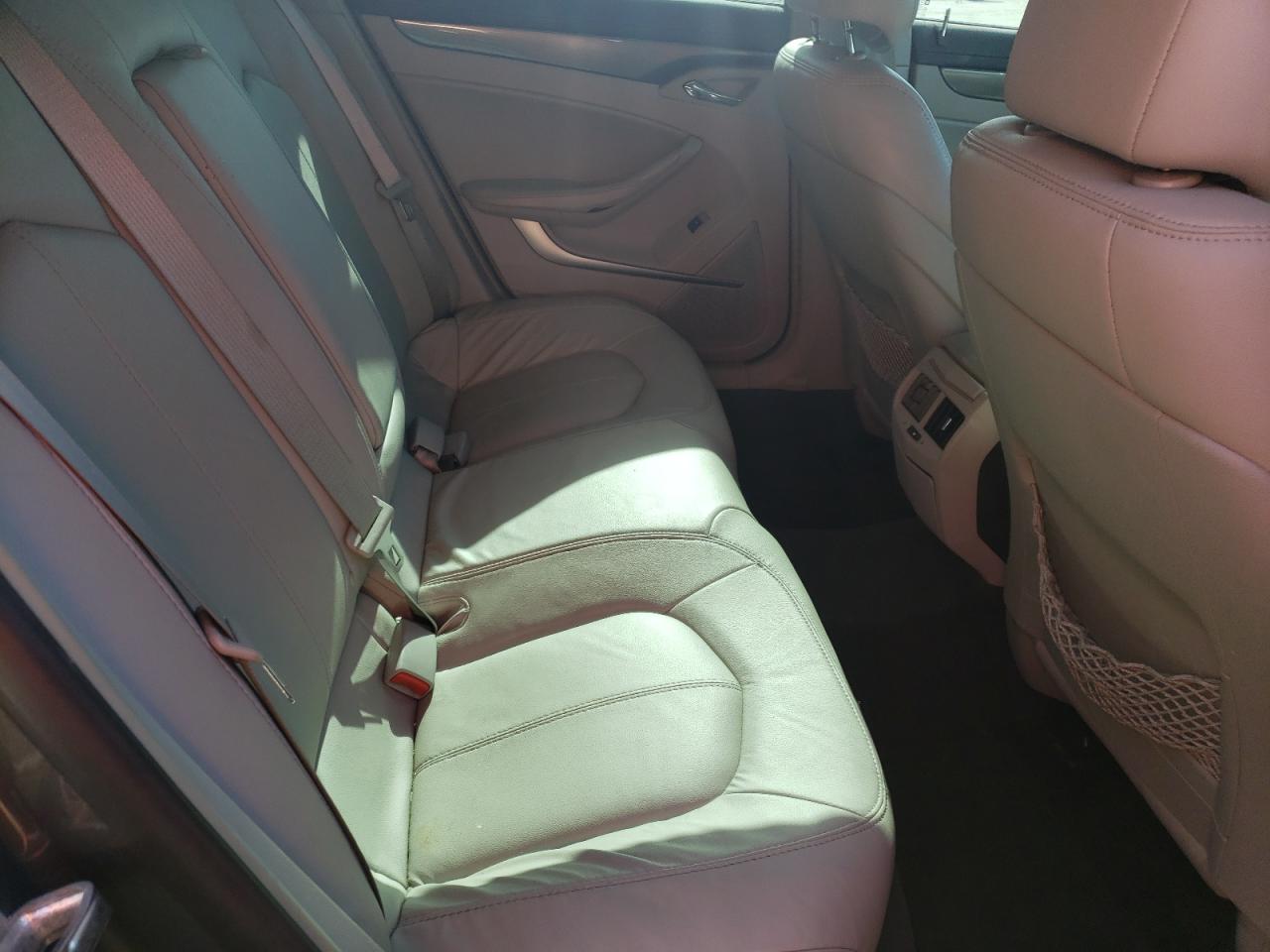 Zdjęcie 6 z aukcji – 2011 CADILLAC CTS z VIN 1G6DA5EYXB0131825