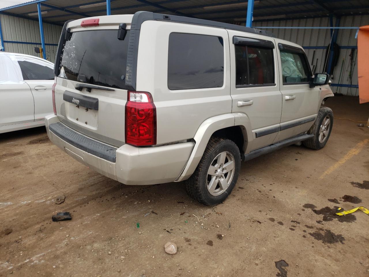 Photo 4 from auction – 2007 JEEP COMMANDER with VIN 1J8HH48K07C599590