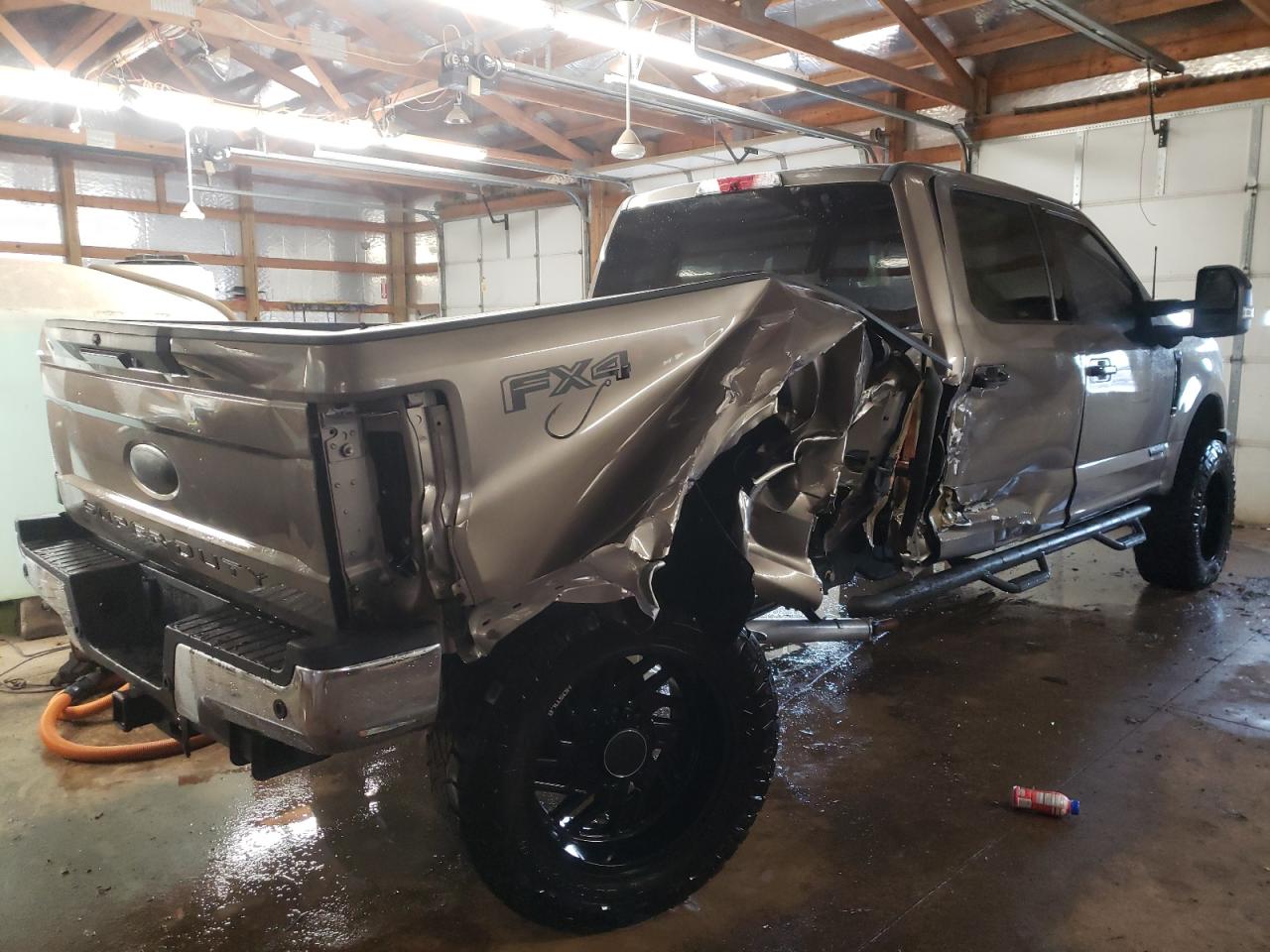 Photo 4 from auction – 2018 FORD F250 SUPER with VIN 1FT7W2BT8JEC92131