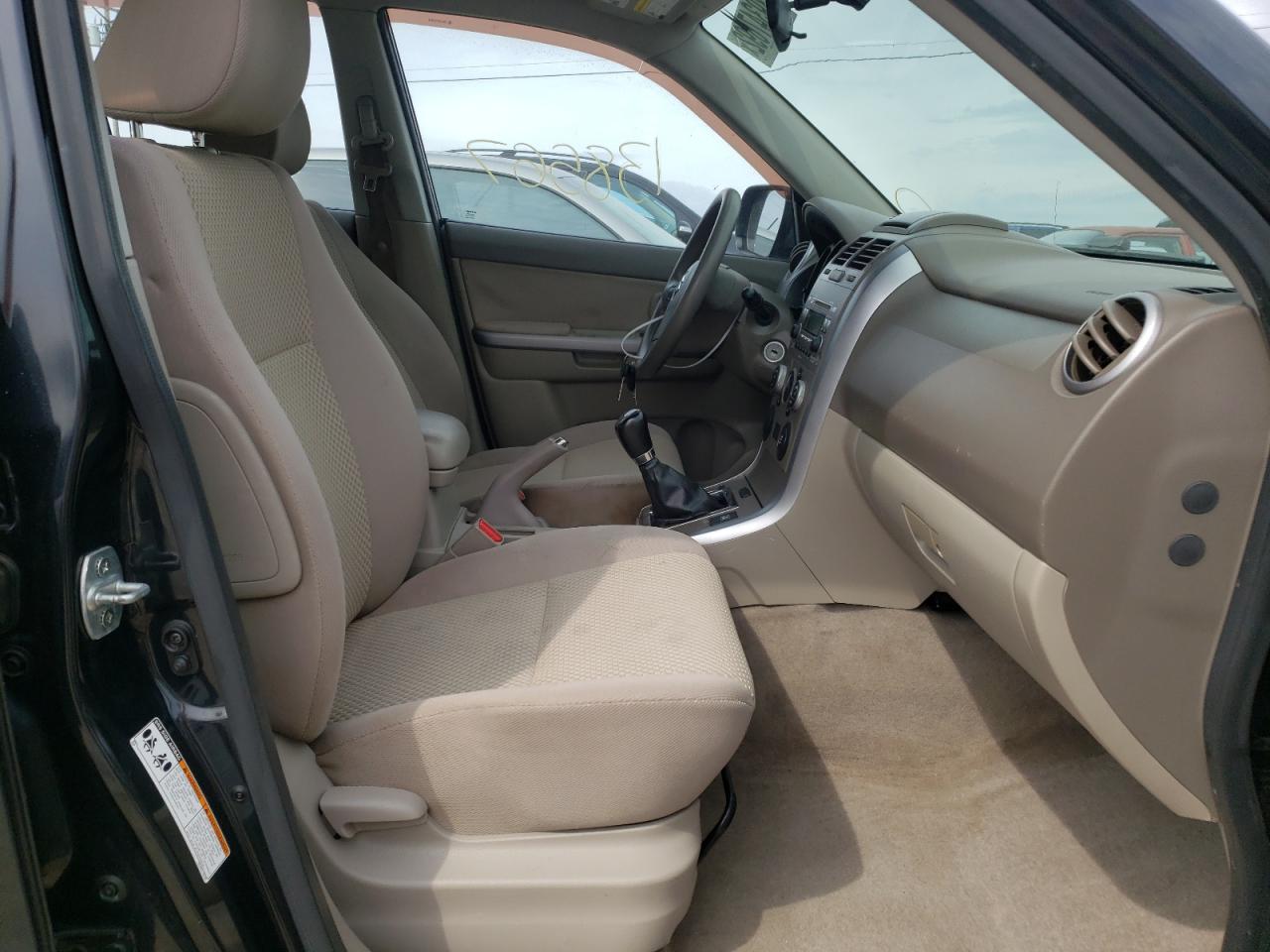 Photo 5 from auction – 2012 SUZUKI GRAND VITA with VIN JS3TE0D16C4100071