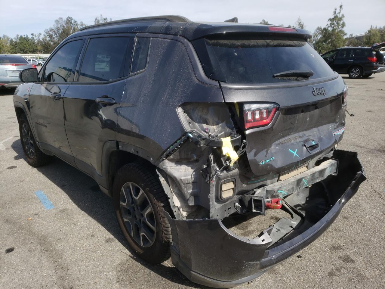Photo 3 from auction – 2019 JEEP COMPASS TR with VIN 3C4NJDDB6KT688243