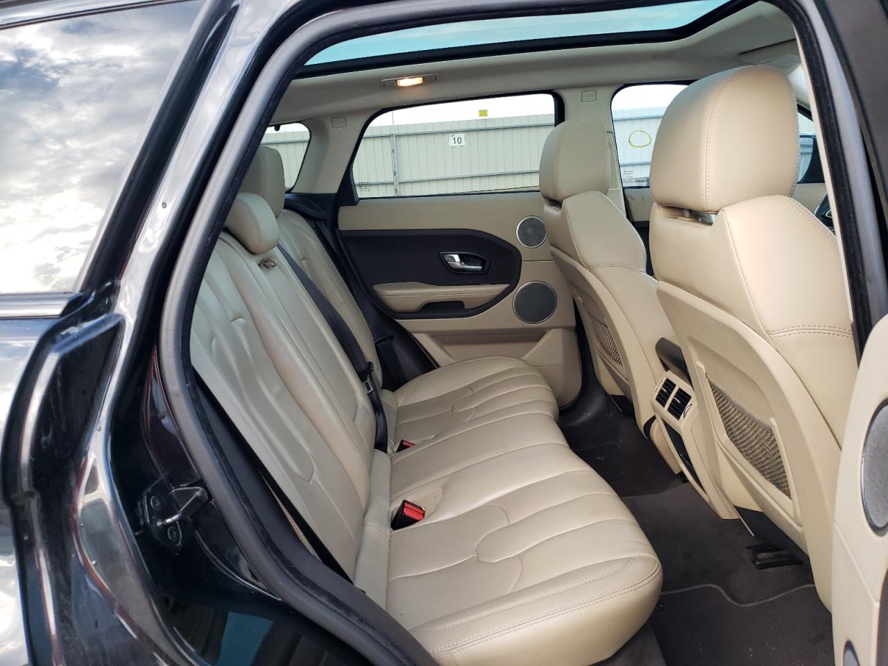 Photo 6 from auction – 2013 LAND ROVER RANGE ROVE with VIN SALVP2BG4DH825837