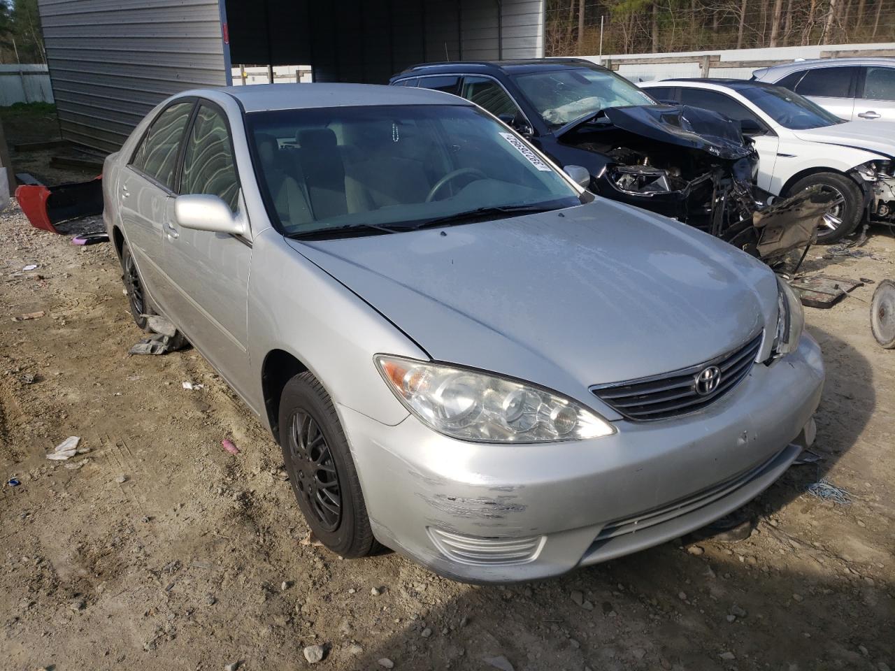 TOYOTA CAMRY LE 2005 with VIN 4T1BE32K65U433814 - Photo from auction