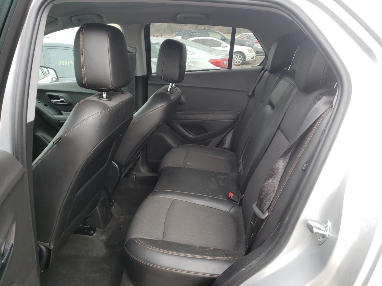 Photo 6 from auction – 2019 CHEVROLET TRAX 1LT with VIN 3GNCJLSB7KL239066