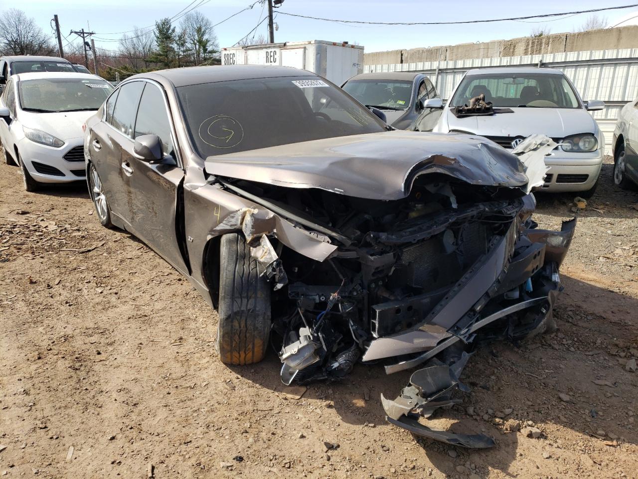 Photo 9 from auction – 2014 INFINITI Q50 BASE with VIN JN1BV7AR8EM700142