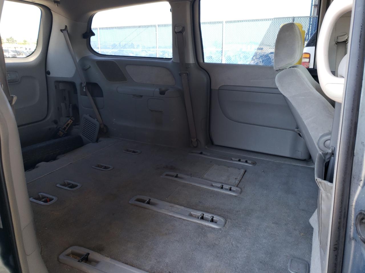 Photo 6 from auction – 2007 KIA SEDONA EX with VIN KNDMB233876188965