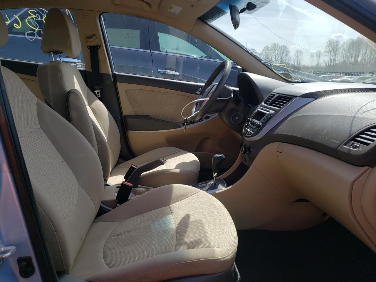 Photo 5 from auction – 2014 HYUNDAI ACCENT GLS with VIN KMHCT4AE2EU673289
