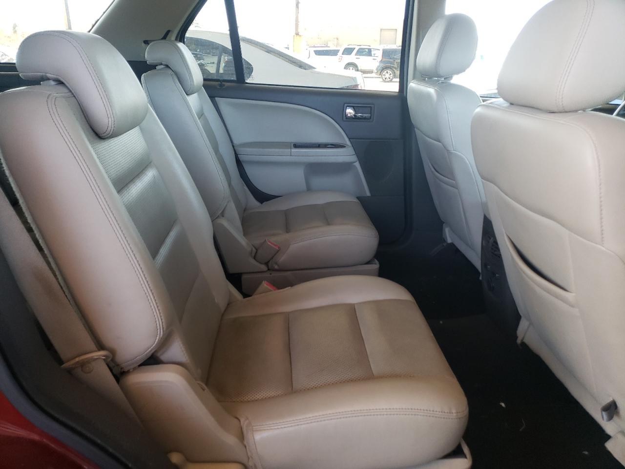 Photo 6 from auction – 2008 FORD TAURUS X L with VIN 1FMDK06W68GA34692
