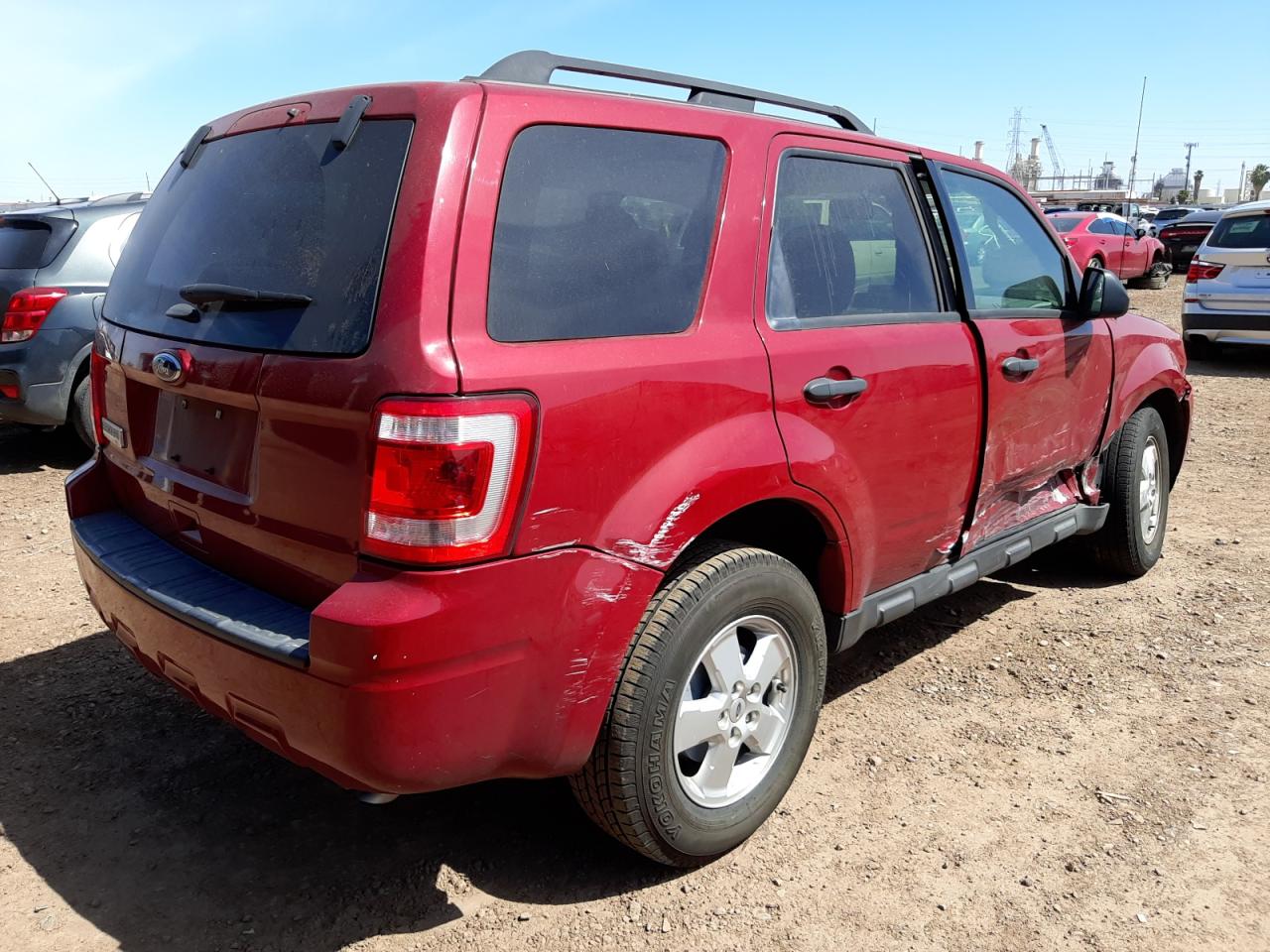 Photo 4 from auction – 2011 FORD ESCAPE XLT with VIN 1FMCU9D75BKB75389