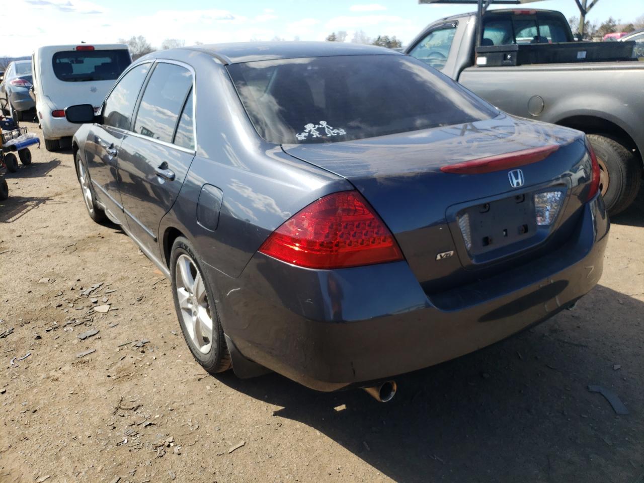 Photo 3 from auction – 2007 HONDA ACCORD with VIN 1HGCM66467A105680
