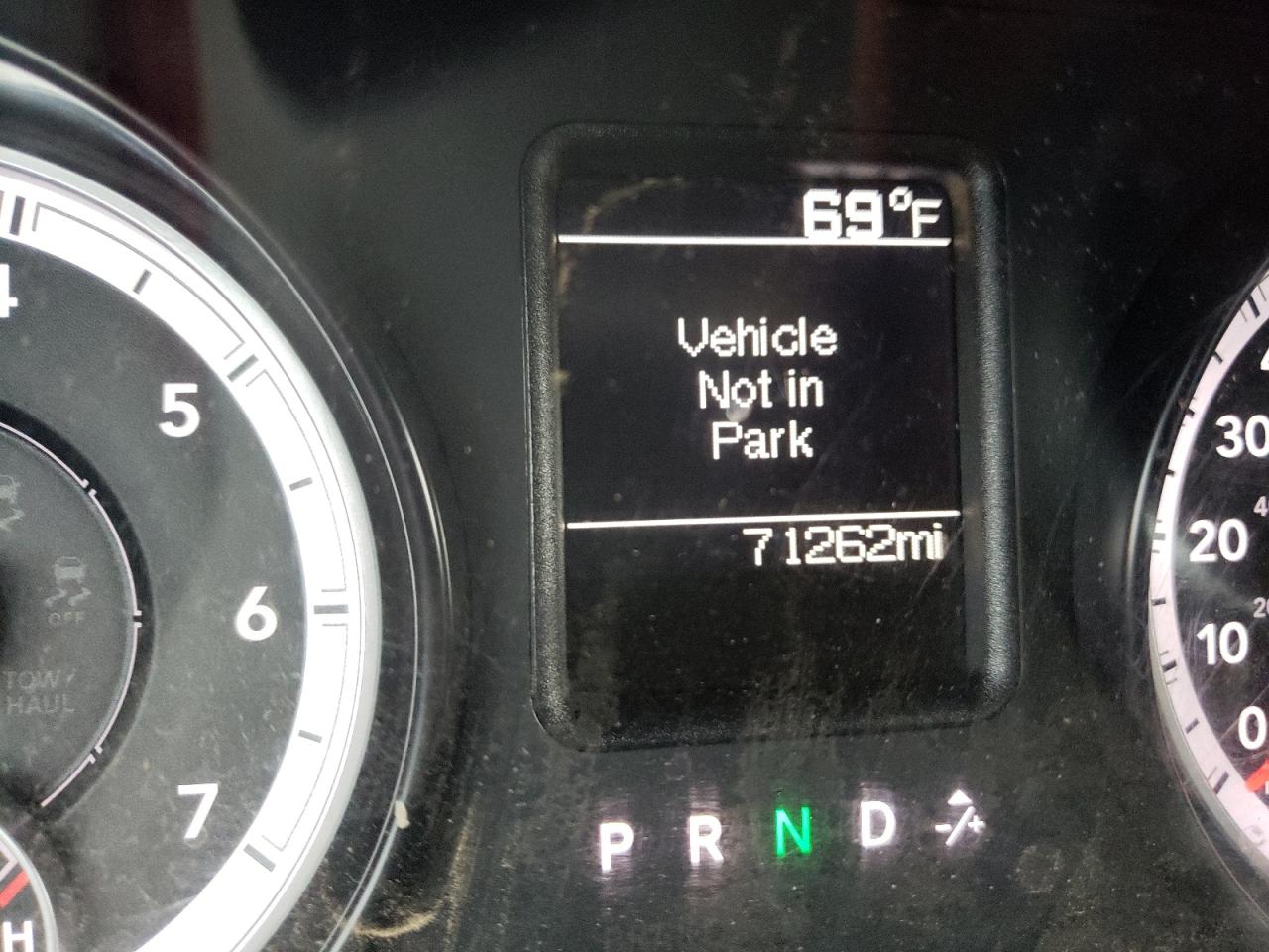 Photo 8 from auction – 2015 RAM 1500 ST with VIN 1C6RR6STXFS686382