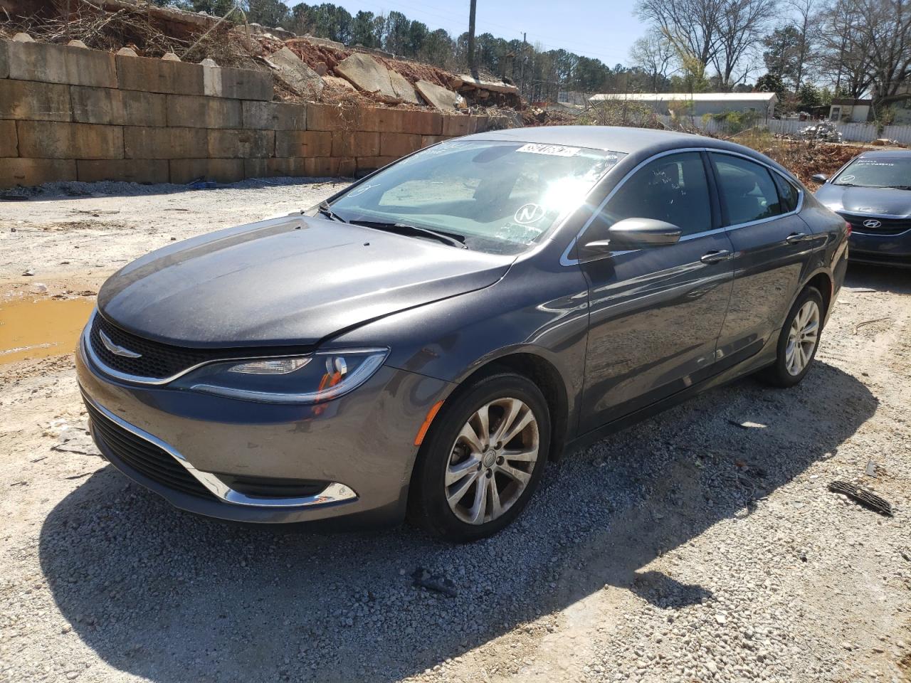 Photo 2 from auction – 2015 CHRYSLER 200 LIMITE with VIN 1C3CCCAB6FN657827