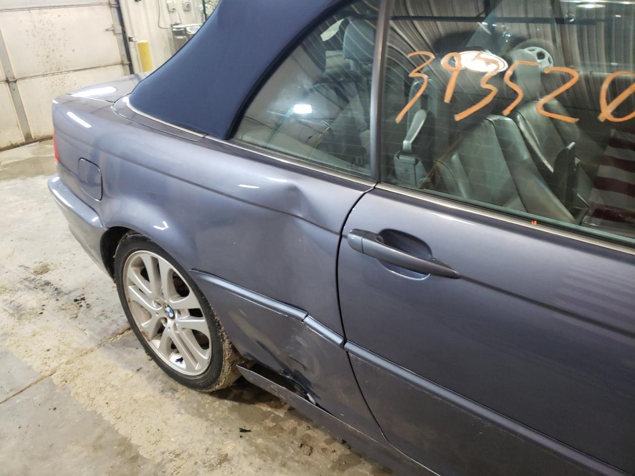 Photo 9 from auction – 2002 BMW 330 CI with VIN WBABS534X2EV88233