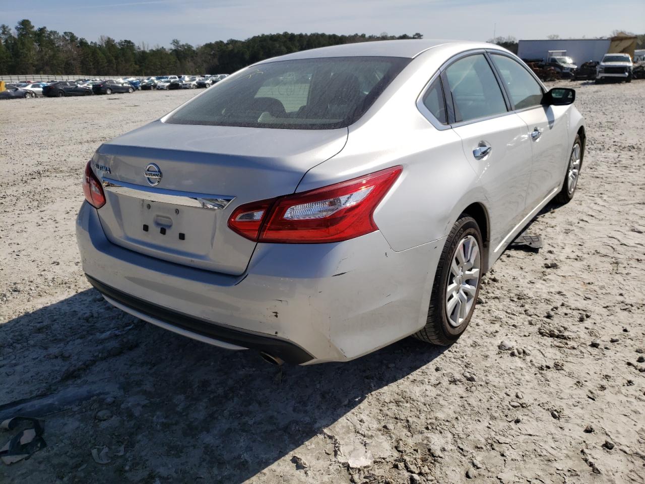 Photo 4 from auction – 2016 NISSAN ALTIMA 2.5 with VIN 1N4AL3AP0GC174979