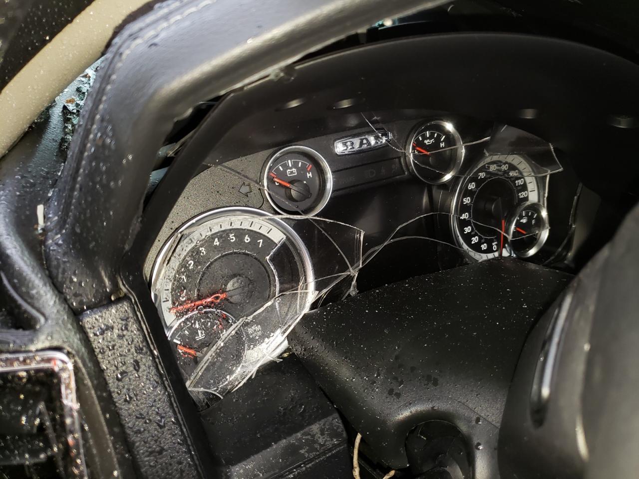 Photo 8 from auction – 2017 RAM 1500 SPORT with VIN 1C6RR7MT3HS647767
