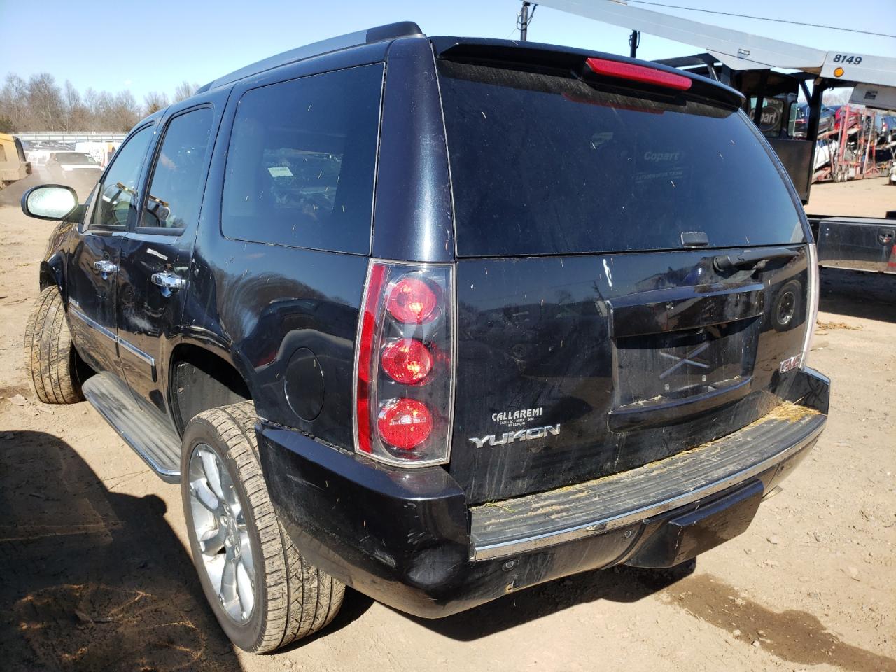 Photo 3 from auction – 2013 GMC YUKON DENA with VIN 1GKS2EEF2DR273072
