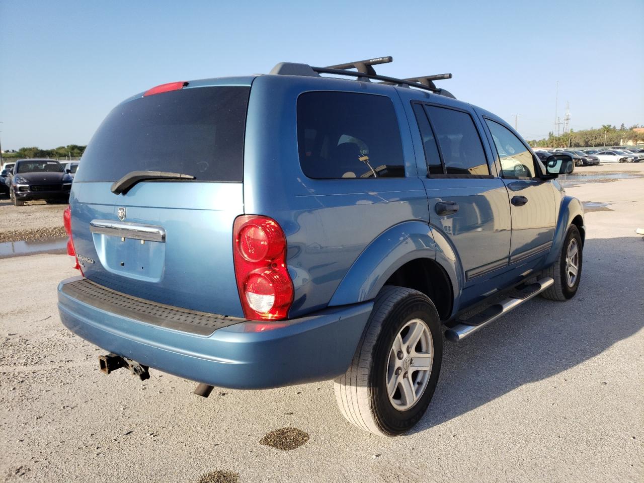 Photo 4 from auction – 2005 DODGE DURANGO SL with VIN 1D4HD48N75F620219