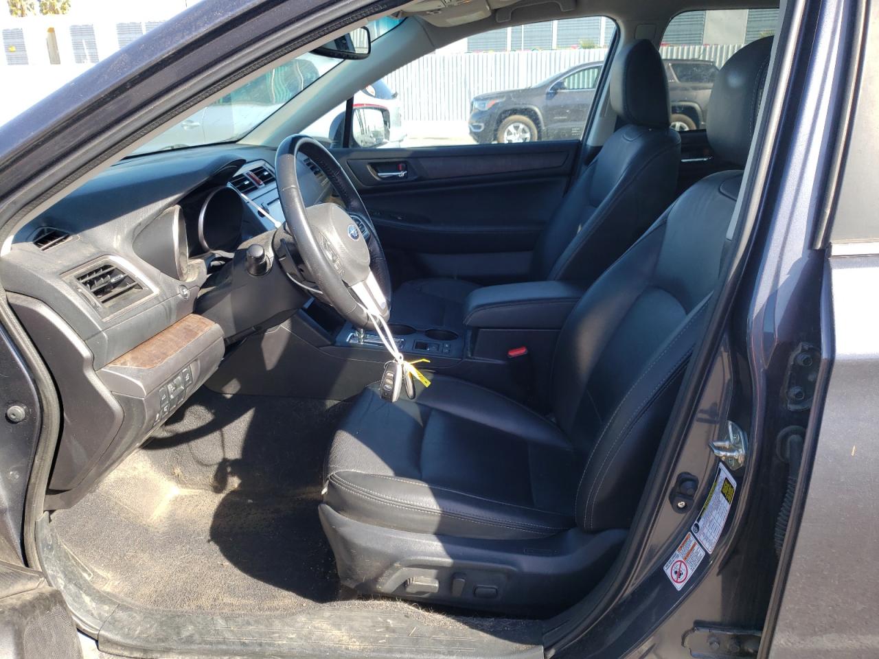 Photo 5 from auction – 2017 SUBARU OUTBACK 2. with VIN 4S4BSAKC8H3216524