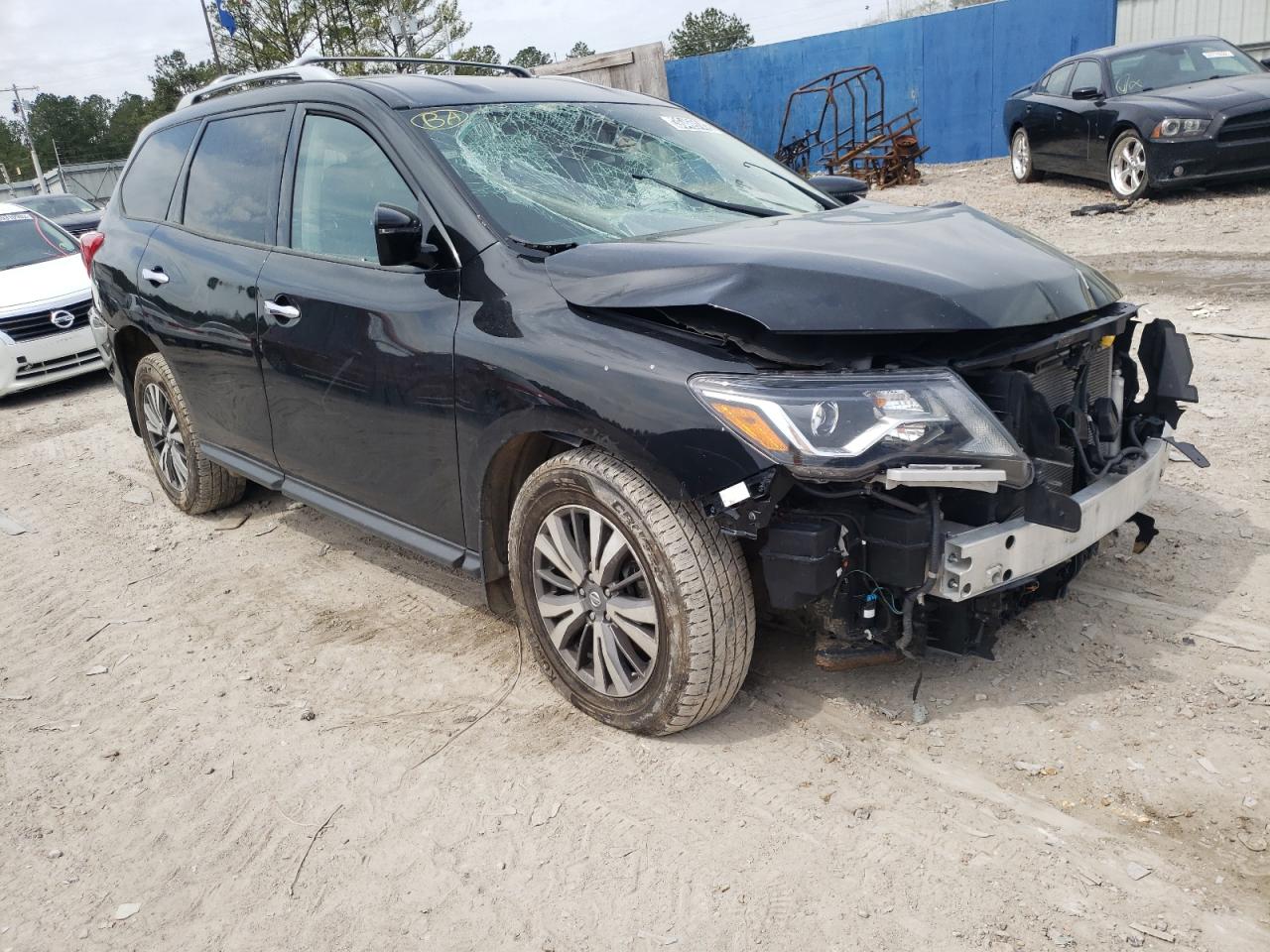Фото 1 с аукциона – 2018 NISSAN PATHFINDER с VIN 5N1DR2MM8JC677759