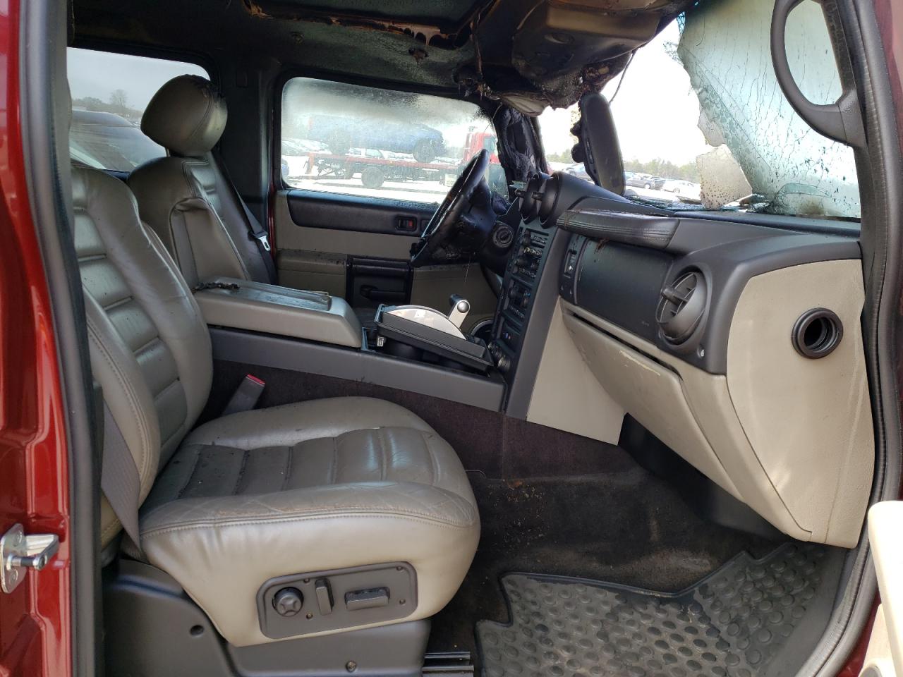 Photo 5 from auction – 2005 HUMMER H2 with VIN 5GRGN23U65H123111