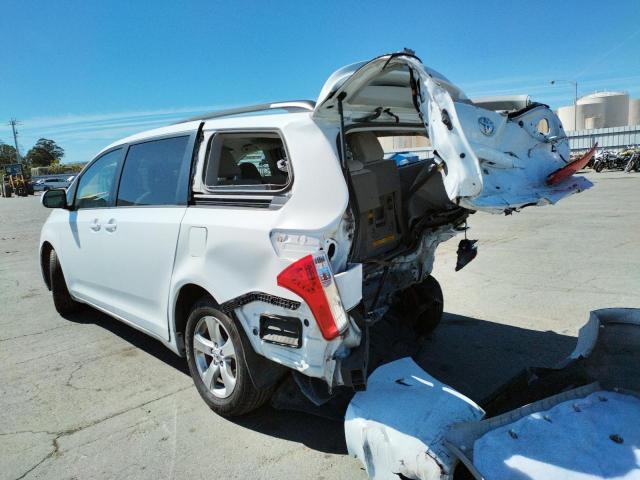 Photo 3 from auction – 2013 TOYOTA SIENNA LE with VIN 5TDKK3DC6DS376679