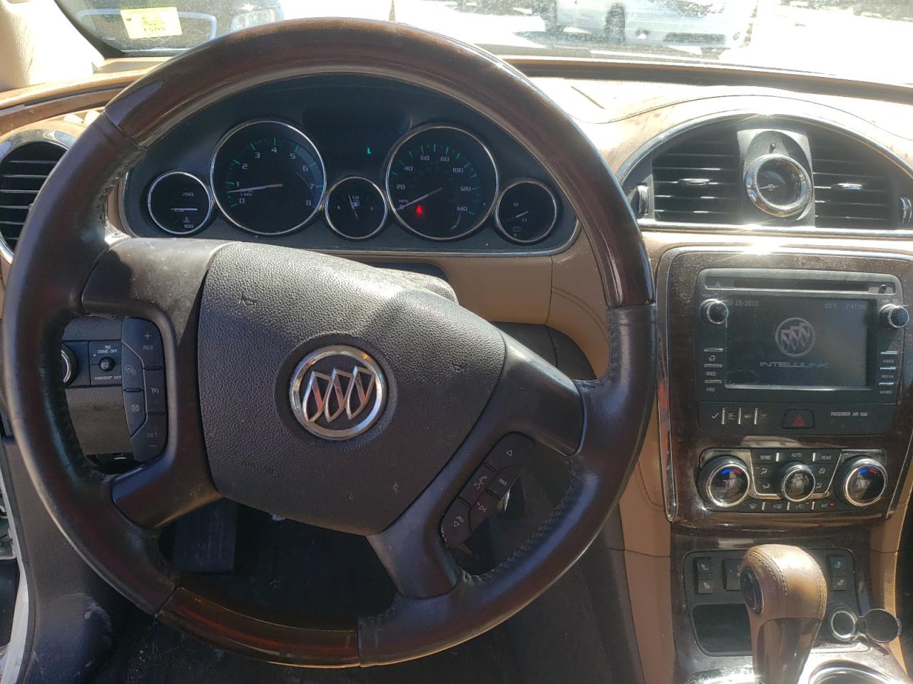Photo 9 from auction – 2015 BUICK ENCLAVE with VIN 5GAKRBKD2FJ315638