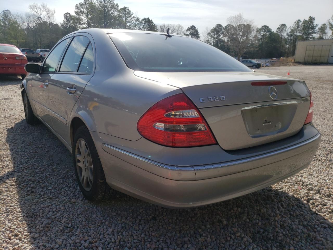 Photo 3 from auction – 2004 MERCEDES-BENZ E 320 with VIN WDBUF65J34A470039