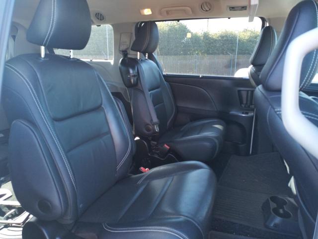Photo 6 from auction – 2017 TOYOTA SIENNA SE with VIN 5TDXZ3DC8HS860828