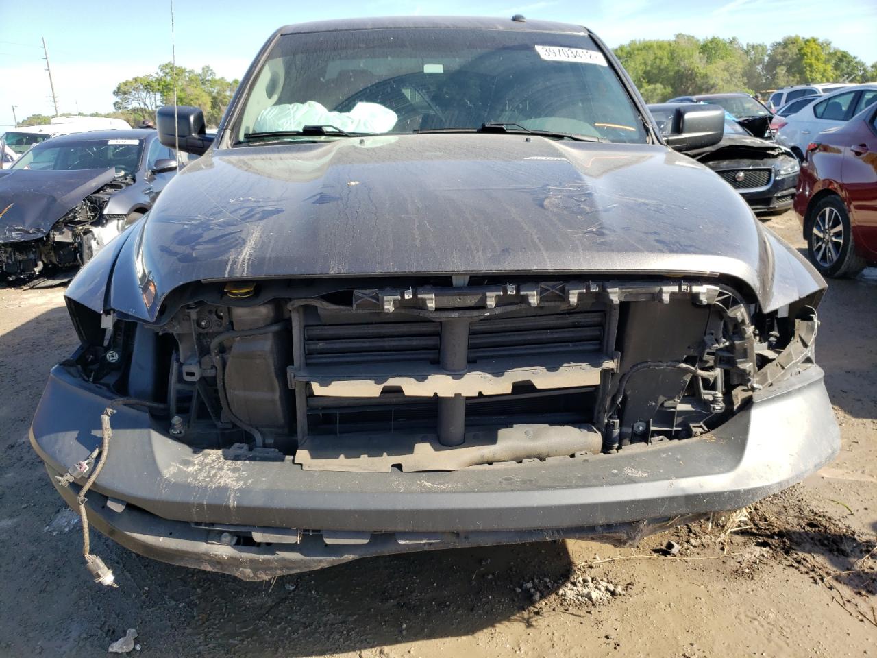 Photo 9 from auction – 2016 RAM 1500 ST with VIN 3C6RR6KTXGG218094