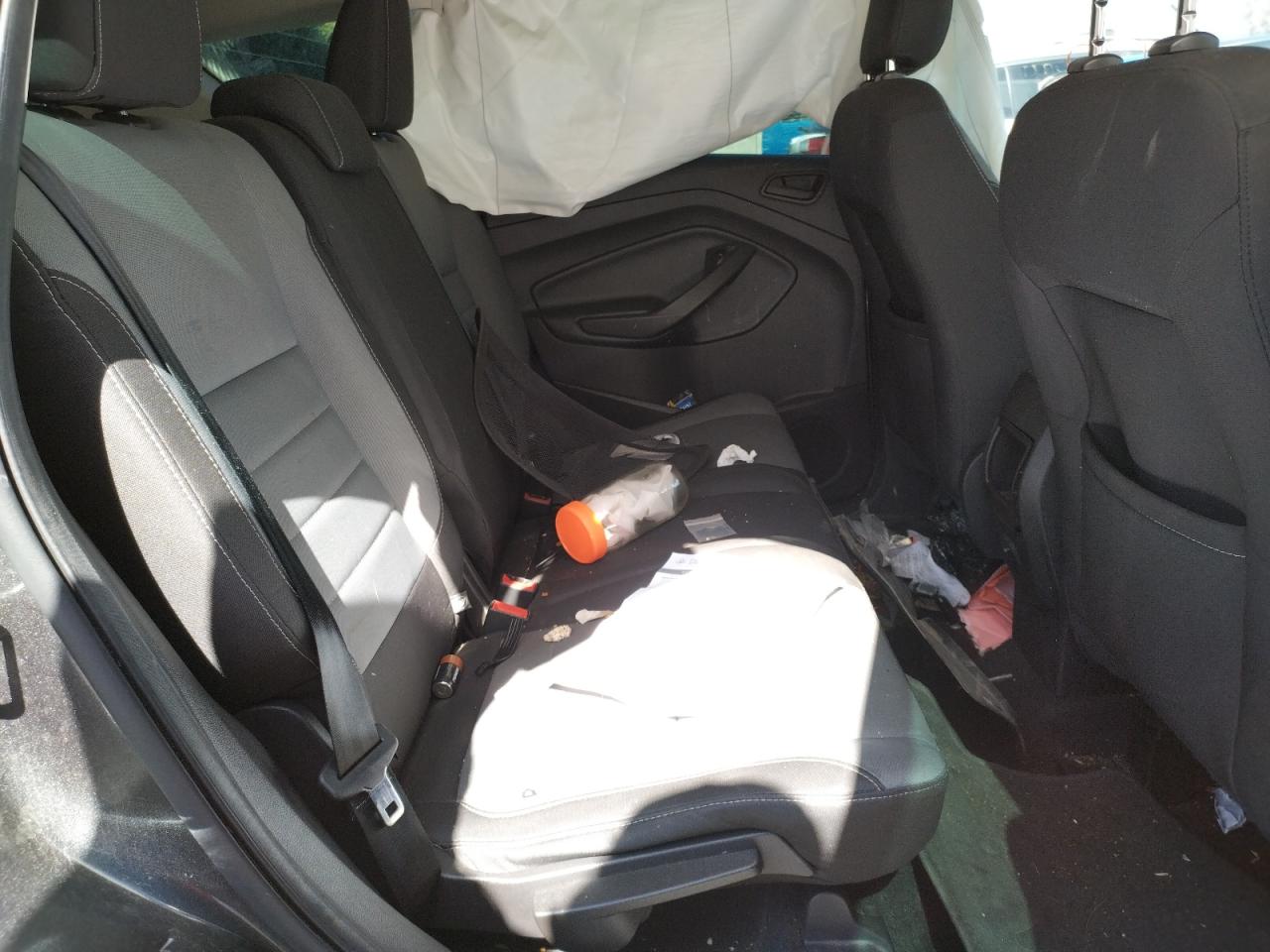 Photo 6 from auction – 2018 FORD ESCAPE S with VIN 1FMCU0F70JUC60488