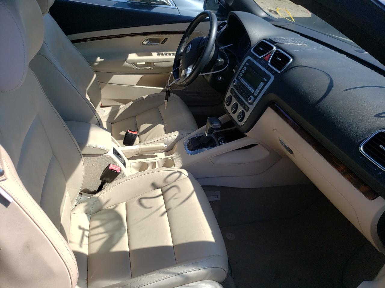 Photo 5 from auction – 2008 VOLKSWAGEN EOS LUX with VIN WVWFA71F48V015652