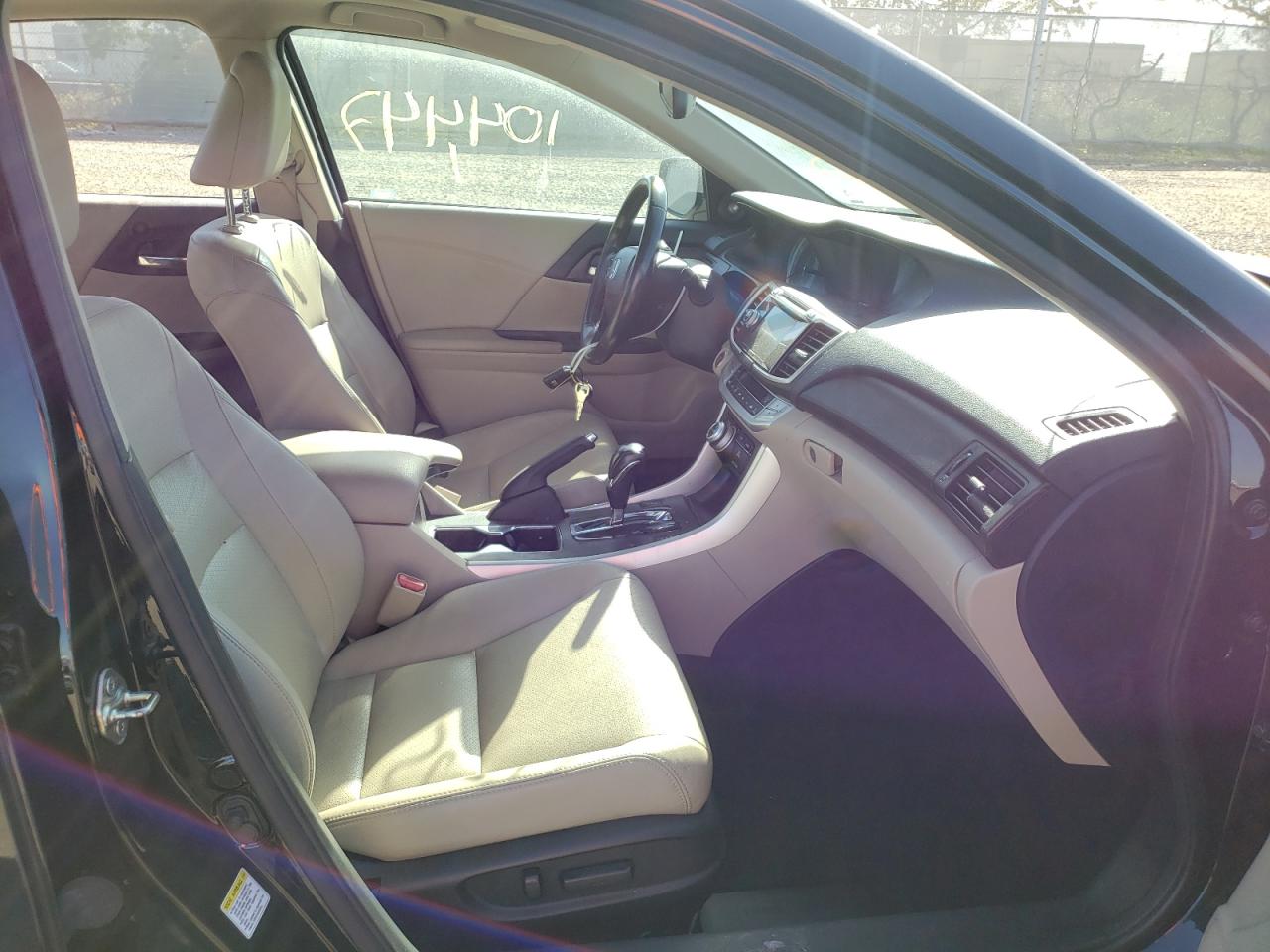 Photo 5 from auction – 2014 HONDA ACCORD EXL with VIN 1HGCR2F86EA028030
