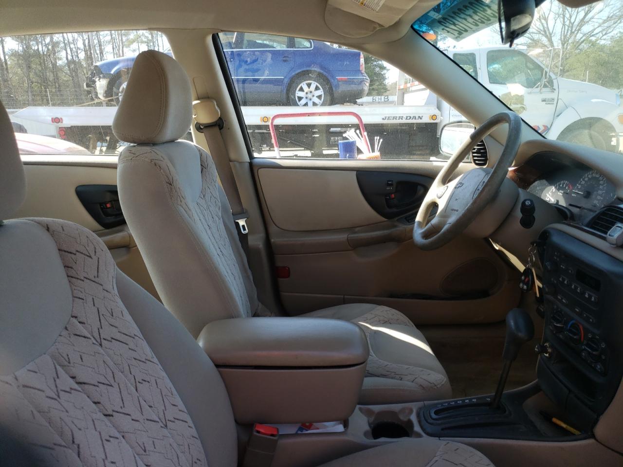 Photo 5 from auction – 2003 CHEVROLET MALIBU LS with VIN 1G1NE52J73M636754
