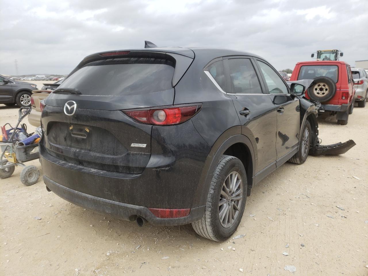 Photo 4 from auction – 2017 MAZDA CX-5 TOURI with VIN JM3KFACL4H0158993