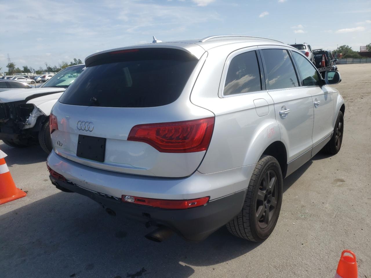 Photo 4 from auction – 2012 AUDI Q7 PREMIUM with VIN WA1LGAFE3CD004763