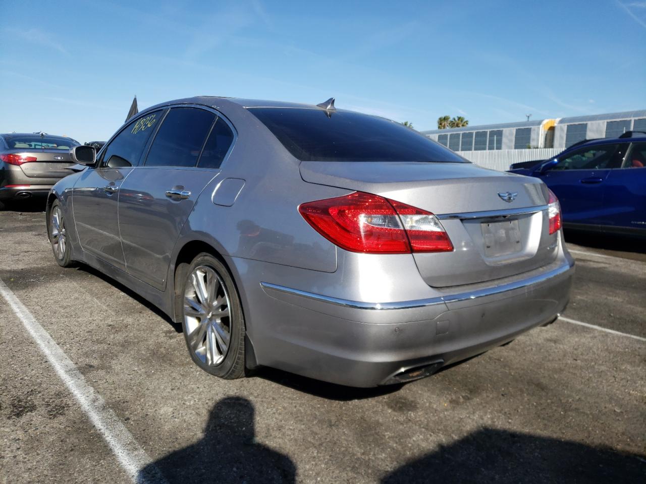 Photo 3 from auction – 2012 HYUNDAI GENESIS 3. with VIN KMHGC4DD9CU199553