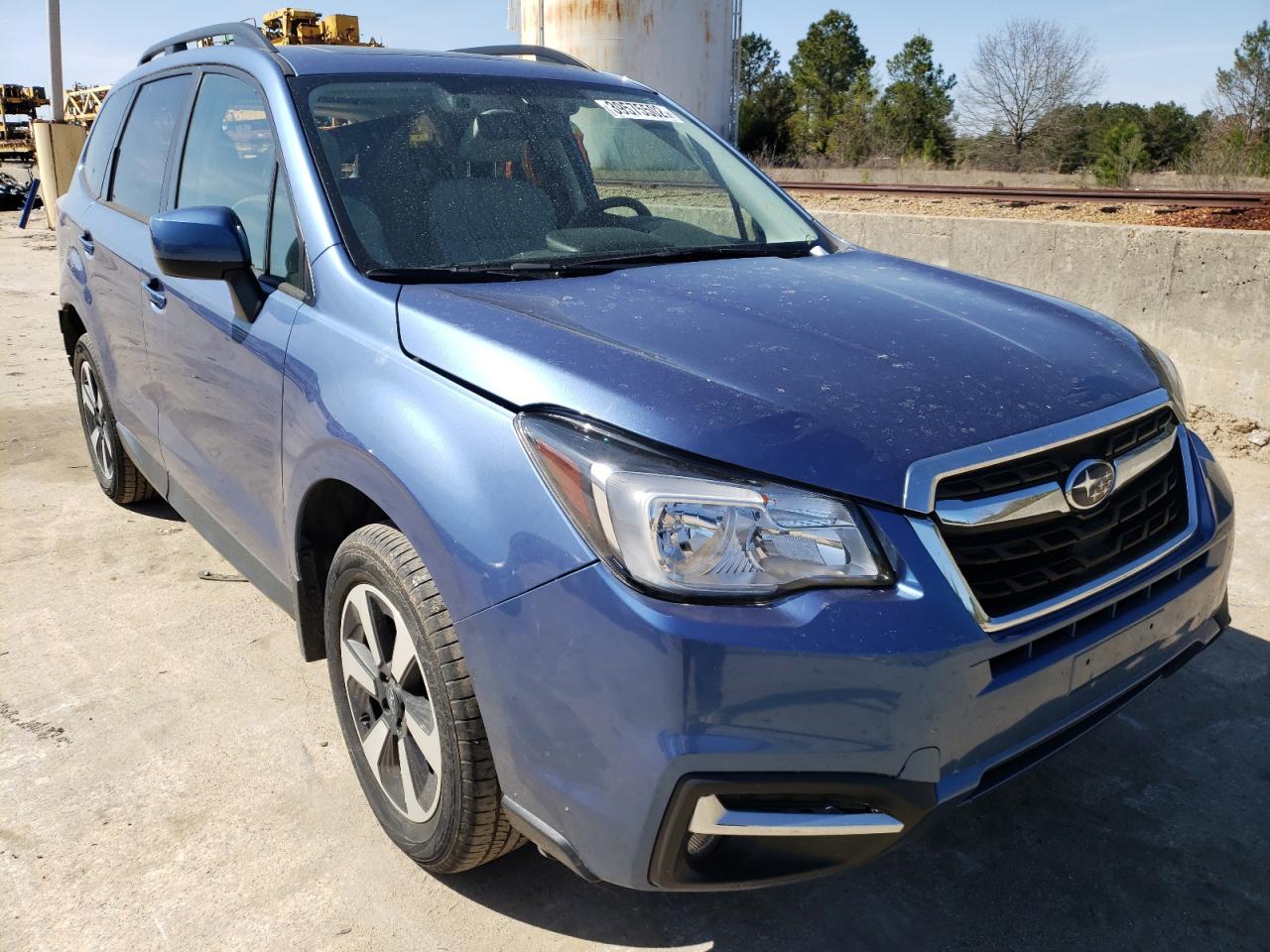 SUBARU FORESTER 2 2018 with VIN JF2SJAGCXJH529245 - Photo from auction