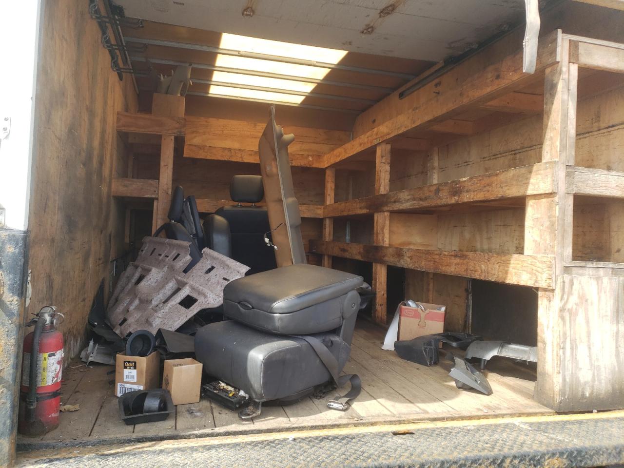 Photo 9 from auction – 2011 DODGE RAM 5500 S with VIN 3D6WU7CL3BG548256