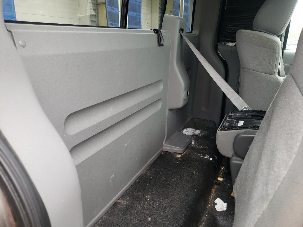 Photo 6 from auction – 2006 FORD F150 with VIN 1FTRF12216KB37004