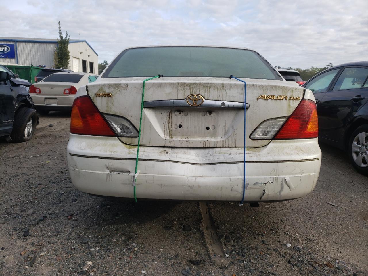 Photo 9 from auction – 2000 TOYOTA AVALON XL with VIN 4T1BF28B6YU057134